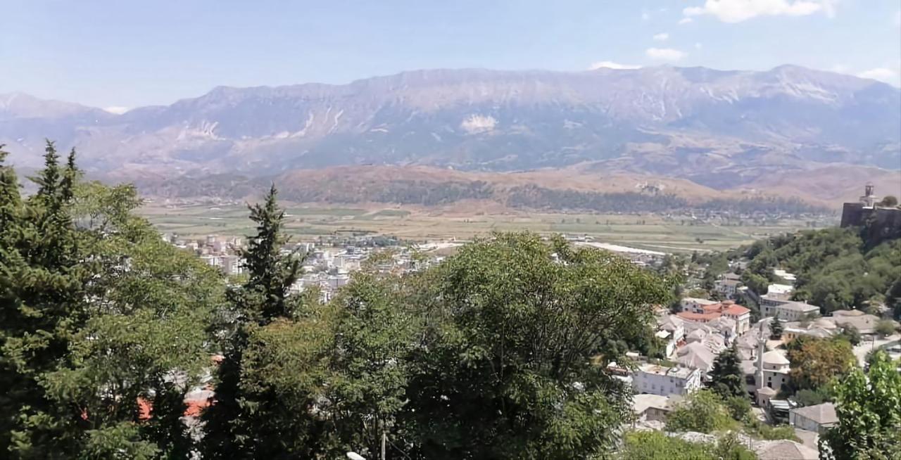 Maison d'hôtes Panoramic Vlachos Gjirokastër
